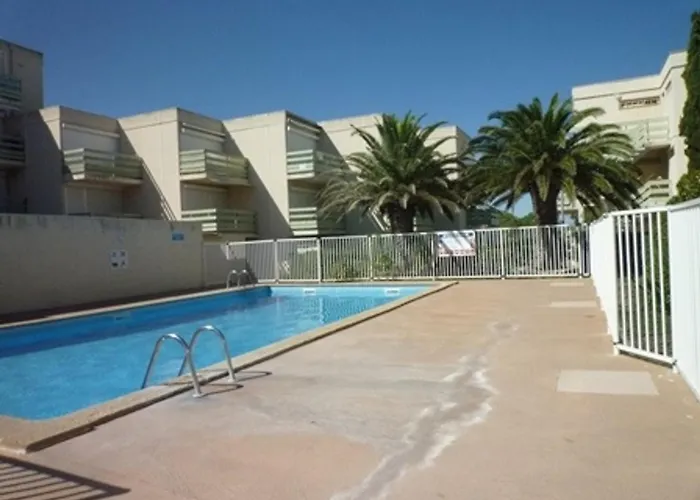 T2 A Port Leucate, Piscine, Parking, Proche - Fr-1-798-8 *
